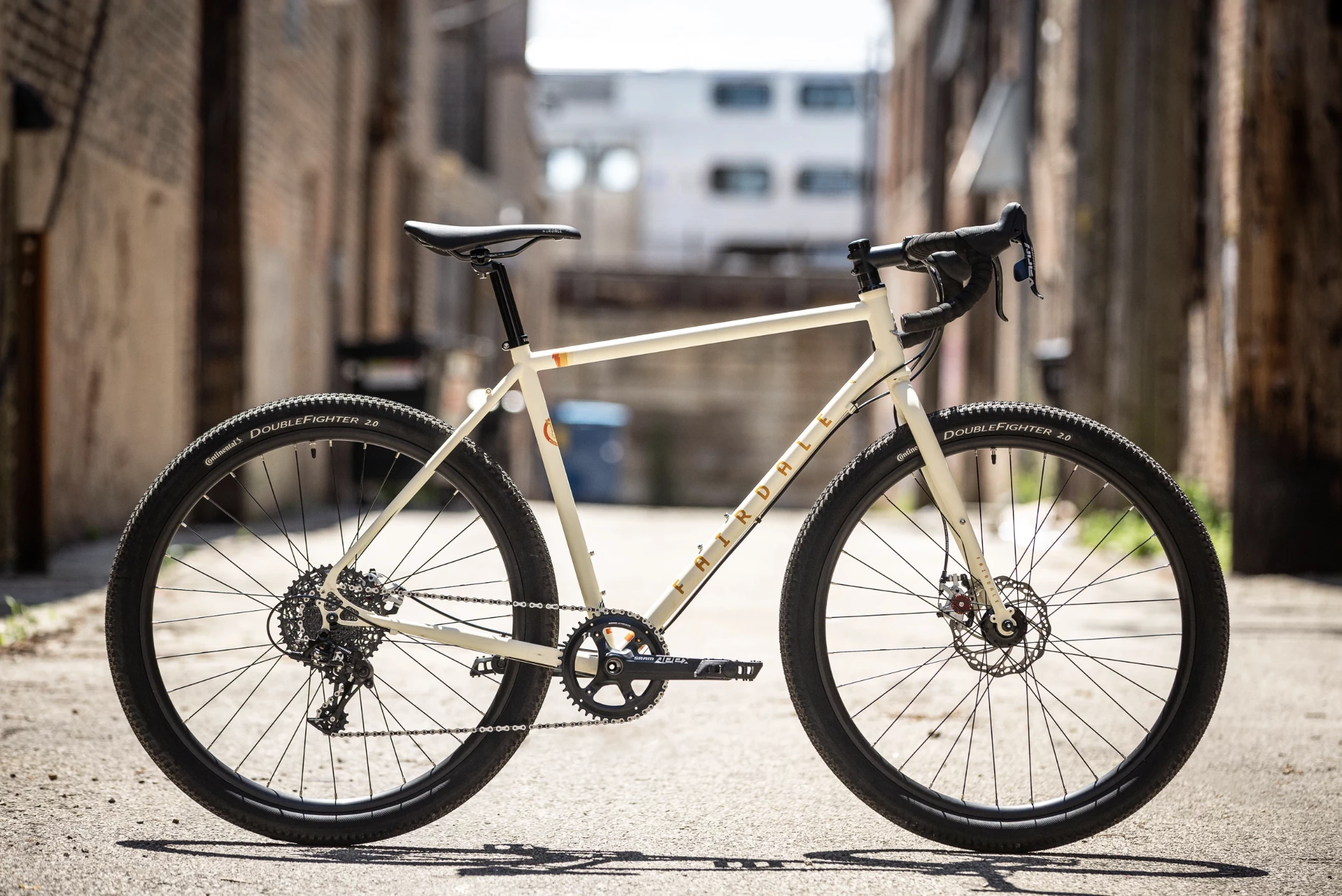 VELO GRAVEL FAIRDALE WEEKENDER NOMAD 2022
