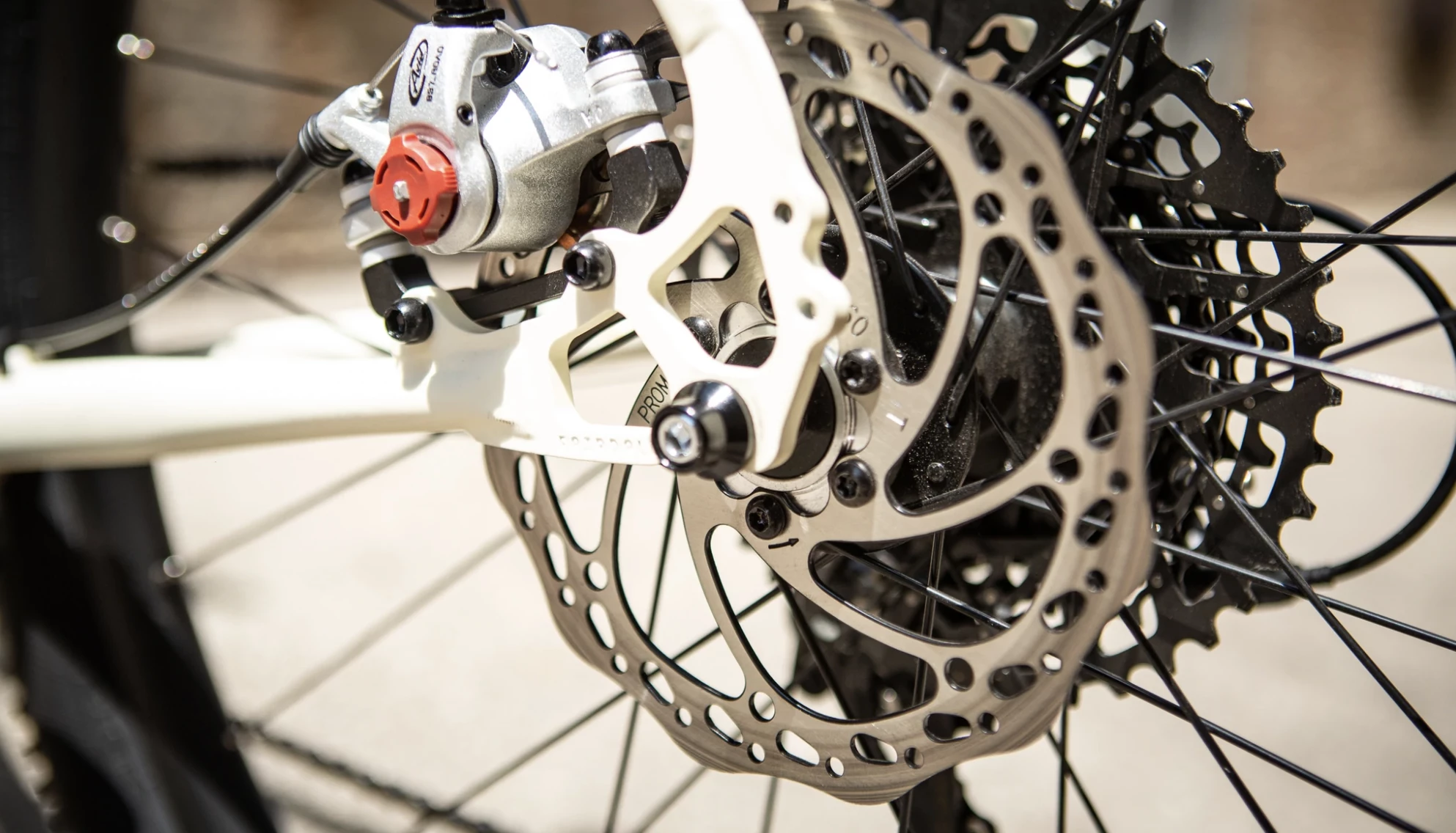 VELO GRAVEL FAIRDALE WEEKENDER NOMAD 2022 – Image 5